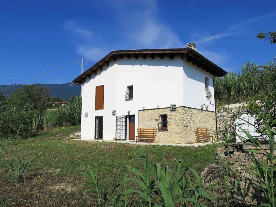 Abruzzes – Maison individuelle casa Le Pietre à VICOLI – EL719 129.500€